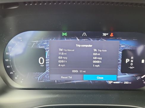 New 2026 Volvo XC40 B5 Ultra w/ Climate Package image 10