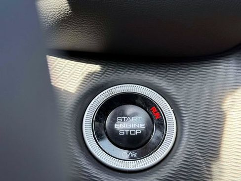 Certified 2024 Jeep Grand Cherokee Altitude AWD/4WD image 25
