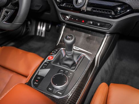 Used 2027 BMW M4 Coupe w/ M Driver's Package RWD image 35