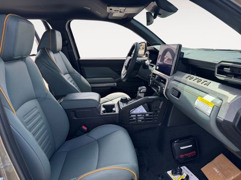 New 2026 Toyota Tacoma 4x4 Double Cab Hybrid image 15