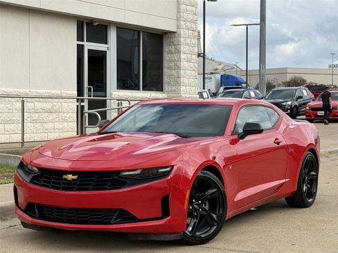 Used 2024 Chevrolet Camaro LT image 2