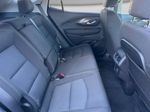 Used 2023 GMC Terrain SLE AWD/4WD image 18