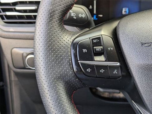 Used 2025 Ford Escape ST-Line image 19