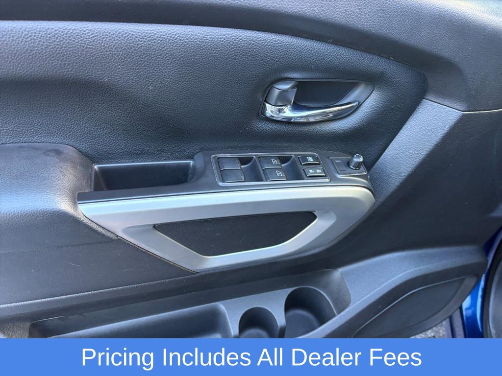 Used 2021 Nissan Titan SV AWD/4WD image 24
