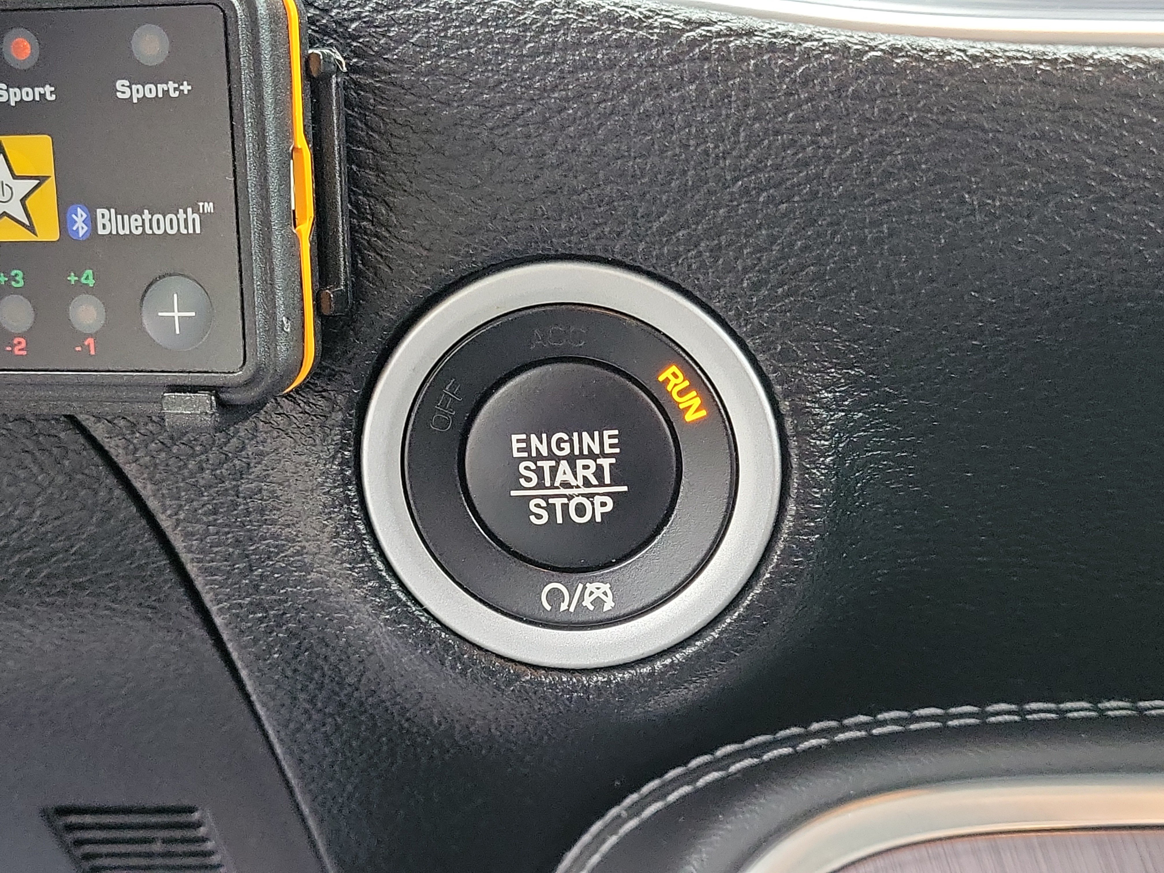 Used 2017 Dodge Challenger R/T RWD image 27