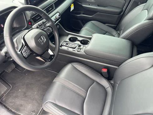 Used 2026 Honda Pilot EX-L image 9
