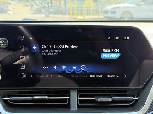 Used 2025 Chevrolet Trax ACTIV w/ Driver Confidence Package FWD image 23