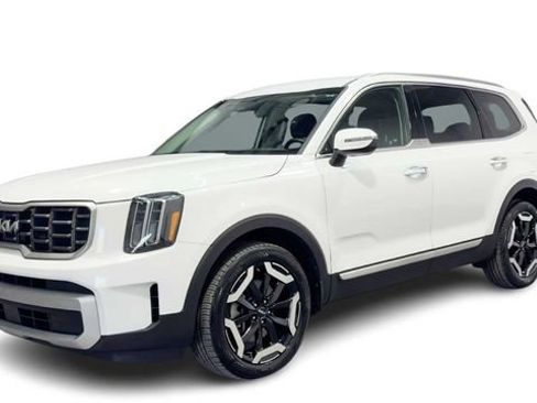 Used 2023 Kia Telluride S FWD image 5