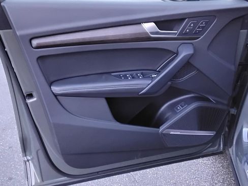 Certified 2023 Audi Q5 2.0T Premium Plus w/ Premium Plus Package image 16