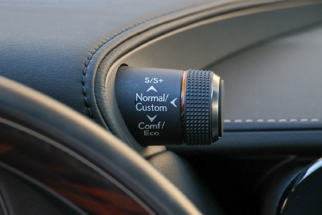 Used 2021 Lexus LS 500 AWD w/ Interior Upgrade Package image 12