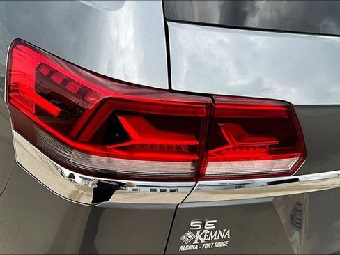 Used 2023 Volkswagen Atlas SE AWD/4WD image 23