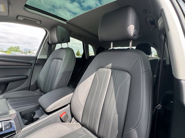 Used 2023 Audi Q5 2.0T Premium w/ Convenience Package AWD/4WD image 30