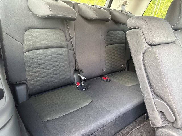 Used 2026 Nissan Pathfinder SV AWD/4WD image 16