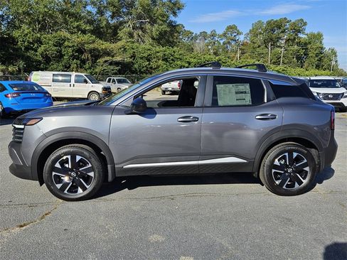 New 2026 Nissan Kicks SV w/ SV Premium Package image 17