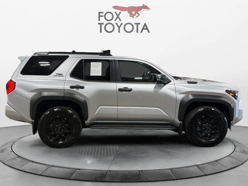 Used 2025 Toyota 4Runner TRD Off-Road Premium AWD/4WD image 7