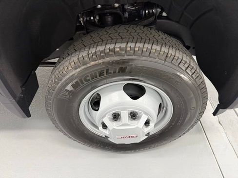 New 2026 GMC Sierra 3500 Pro image 4