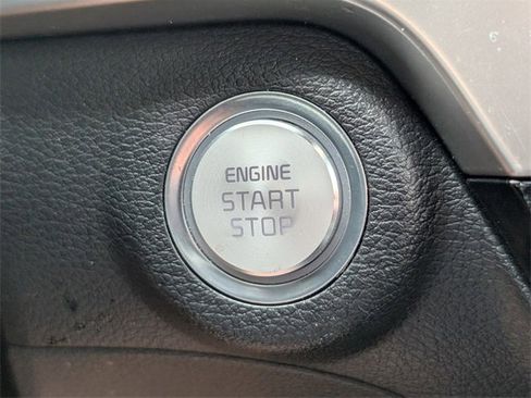 Used 2023 Kia Telluride S image 28