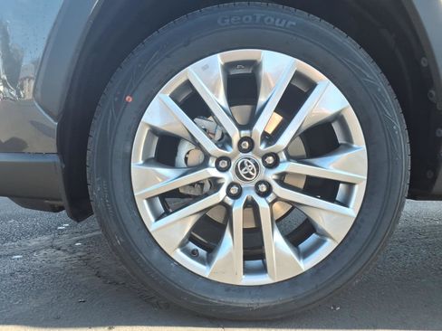 Certified 2023 Toyota RAV4 XLE Premium image 11