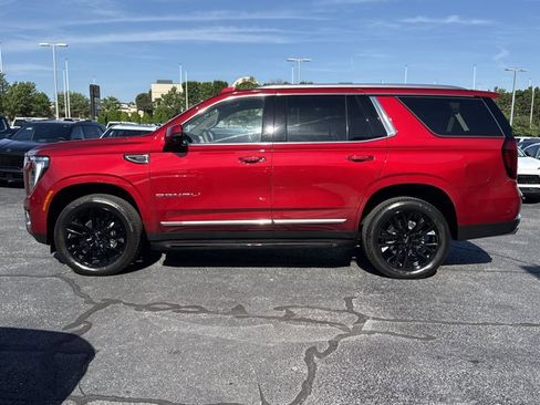 New 2026 GMC Yukon Denali w/ LPO, Floor Liner Package AWD/4WD image 12