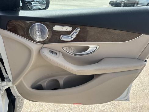 Used 2017 Mercedes-Benz GLC 300 image 16