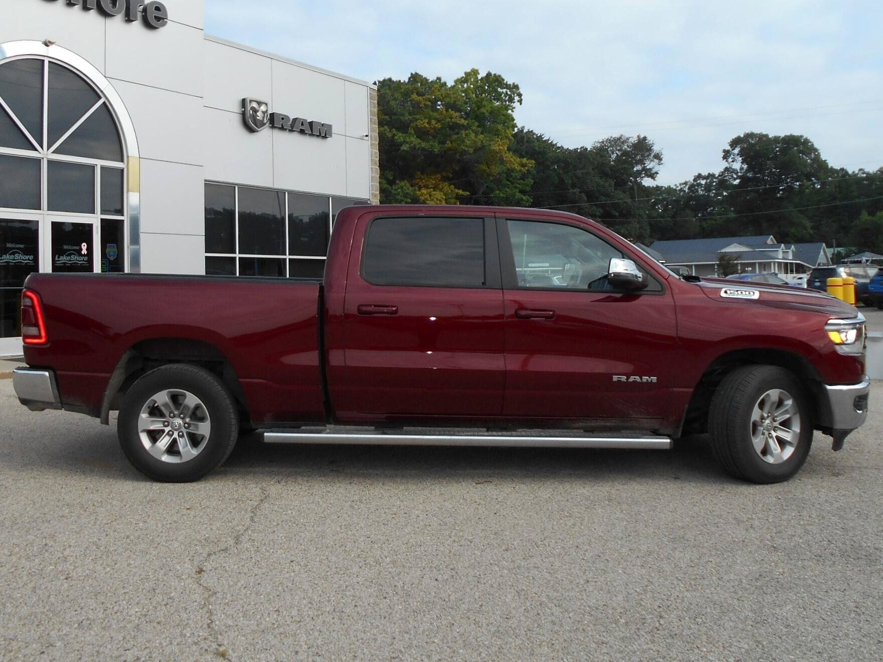Certified 2023 RAM 1500 Laramie AWD/4WD image 6