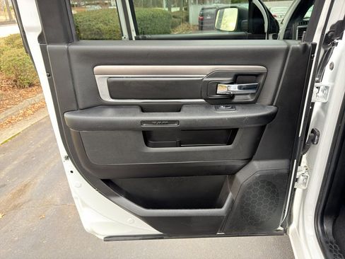 Used 2024 RAM 1500 Classic Warlock image 30