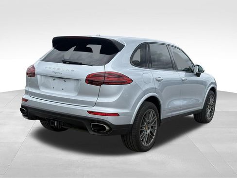 Used 2017 Porsche Cayenne Platinum Edition AWD/4WD image 25