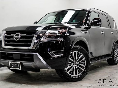 Used 2023 Nissan Armada SL w/ Captain's Chairs Package image 1