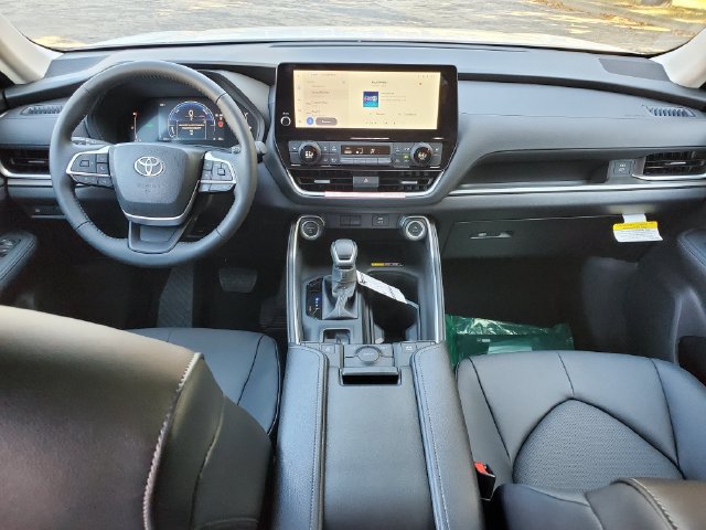 New 2026 Toyota Grand Highlander XLE FWD image 11