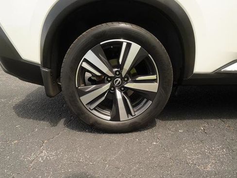 Used 2023 Nissan Rogue SL FWD image 37