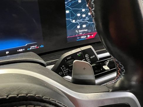 Used 2024 BMW X7 M60i w/ Executive Package image 41