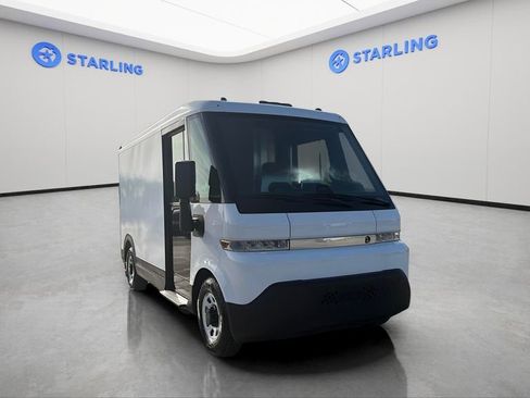 Used 2024 Chevrolet Brightdrop 400 w/ Commercial Equipment Package AWD/4WD image 14