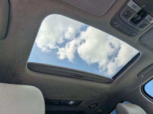 Used 2021 Kia Telluride SX w/ SX Prestige Package image 24