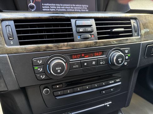 Used 2009 BMW 335i Coupe image 26