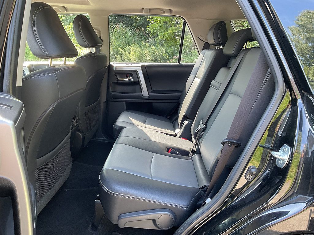 Used 2019 Toyota 4Runner SR5 Premium AWD/4WD image 9