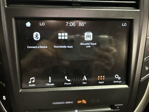 Used 2018 Lincoln MKC Reserve FWD image 35