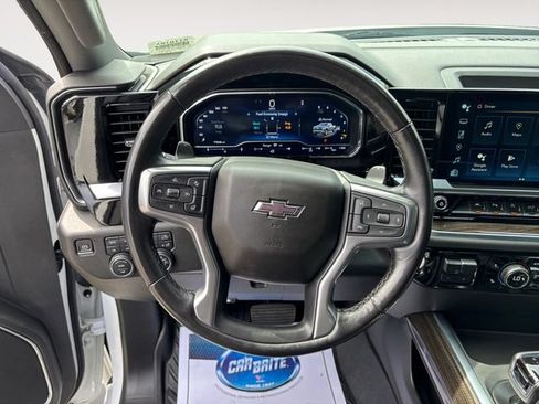 Used 2022 Chevrolet Silverado 1500 RST AWD/4WD image 13