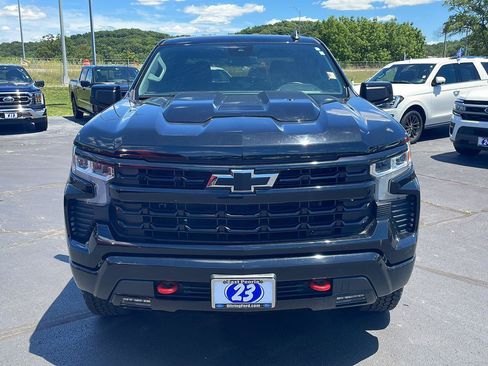 Used 2023 Chevrolet Silverado 1500 LT Trail Boss w/ Protection Package AWD/4WD image 8
