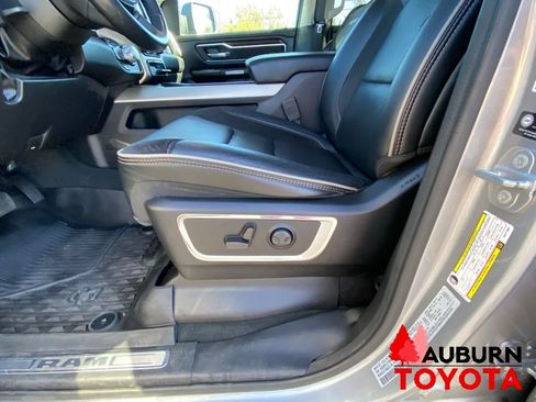 Used 2022 RAM 1500 Laramie AWD/4WD image 32
