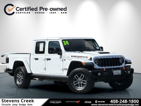 Used 2024 Jeep Gladiator Mojave AWD/4WD image 1