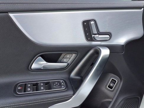 Used 2020 Mercedes-Benz CLA 250 w/ Premium Package image 13
