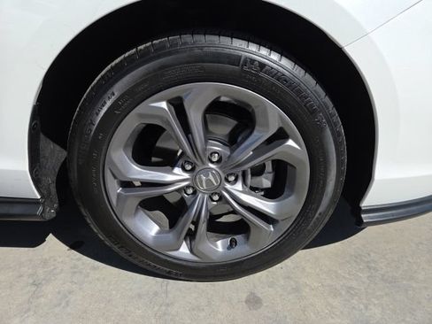 Certified 2024 Honda Accord EX image 14