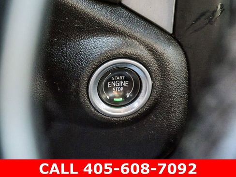 Used 2022 Chevrolet Silverado 2500 LT w/ Convenience Package image 25