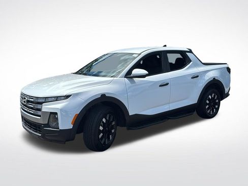 Used 2025 Hyundai Santa Cruz SE AWD/4WD image 3