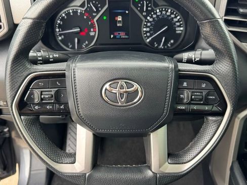 Used 2022 Toyota Tundra Limited AWD/4WD image 18