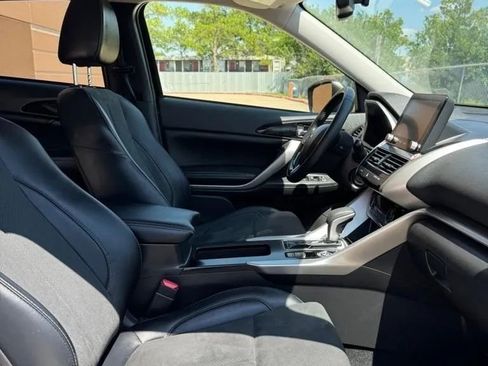 Used 2025 Mitsubishi Eclipse Cross SE AWD/4WD image 11