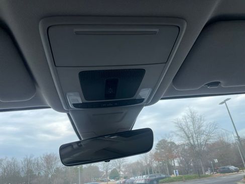 Used 2024 Honda CR-V EX-L image 16