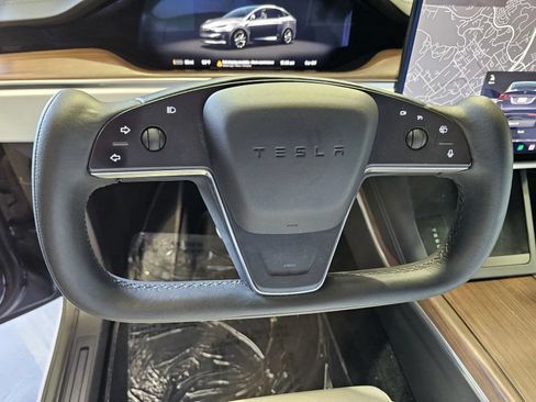 Used 2022 Tesla Model X AWD/4WD image 13