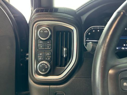 Used 2022 GMC Sierra 1500 Elevation w/ X31 Off-Road Package AWD/4WD image 19