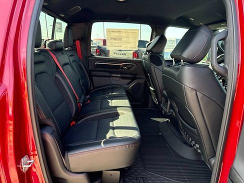 New 2026 RAM 1500 Laramie AWD/4WD image 17